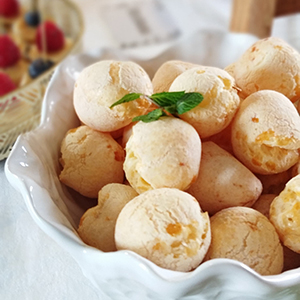 Mini Pão de Queijo