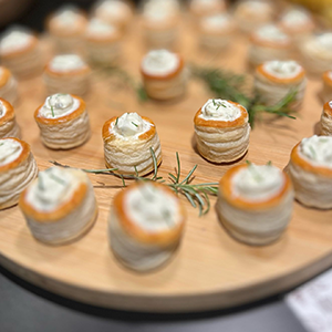 Vol au Vent com Queijo Creme e Ervas Aromáticas